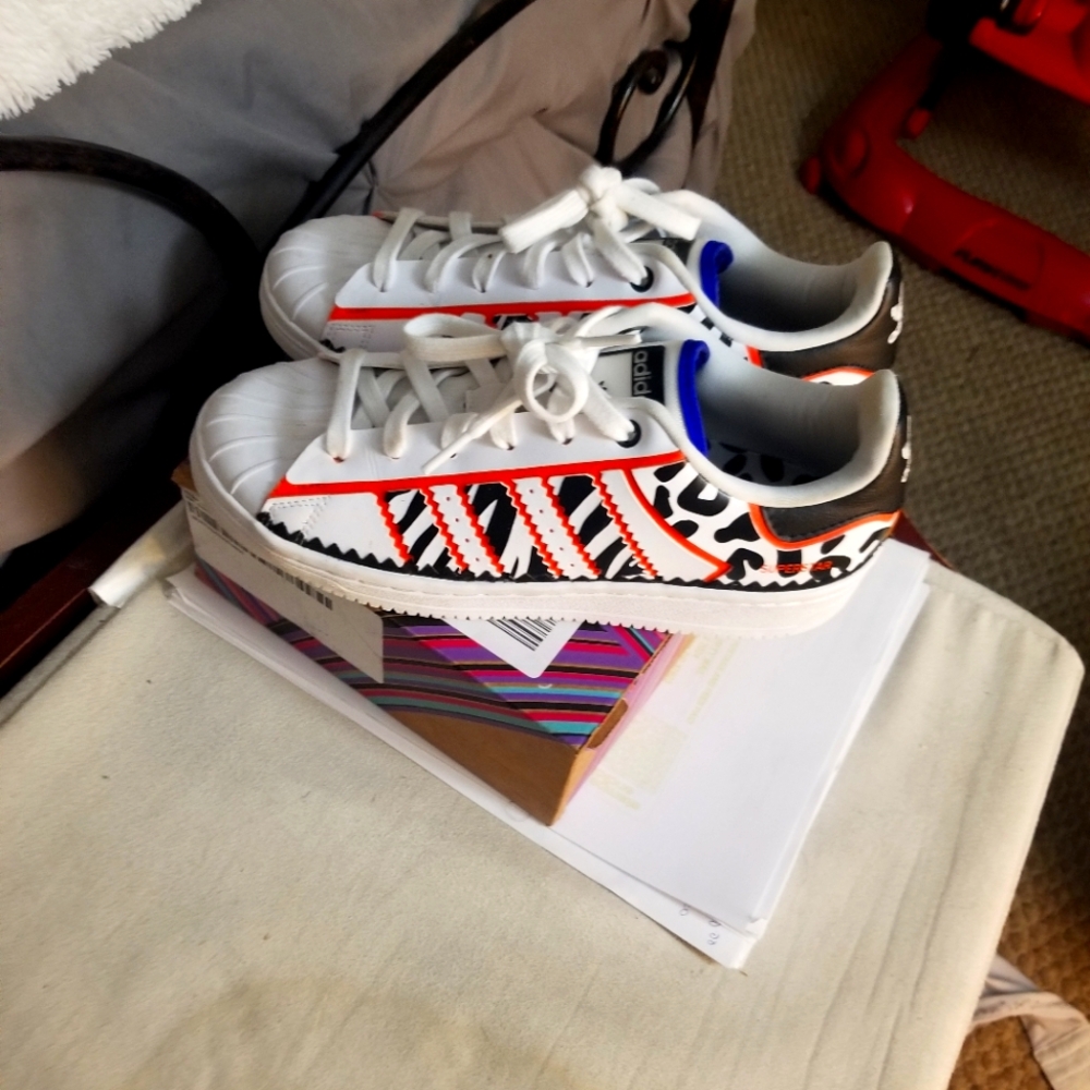 Addidas Hard Shell Toe - image 1